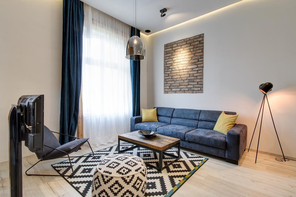 Luxury Apartment By Hi5 -Andrassy Suite Budapest Exterior photo